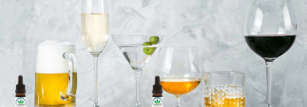 Bebidas alcohólicas y botellas de CBD