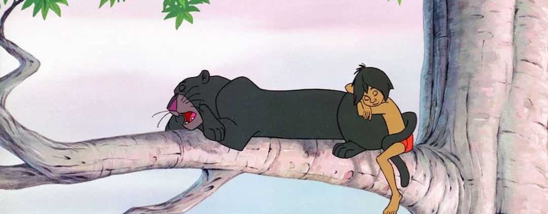 Mowgli y Bagehra durmiendo en un árbol