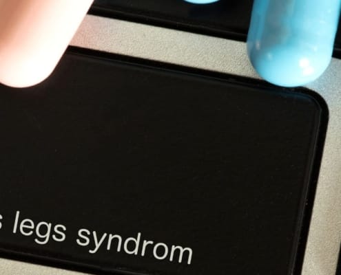 Clavier avec RESTLESS LEG SYNDROME sur l'une des touches noires