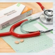 The-Real-CBD-Blog-CBD-and-statins Ärztetisch mit Statinen und den chemischen Formulierungen von CBD und Statinen