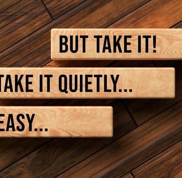 Houten bakstenen met woordspreuken